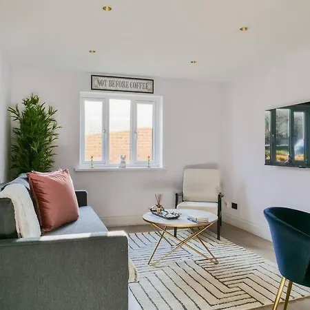 Stylish Retreat For Your Short Getaway London Exterior photo